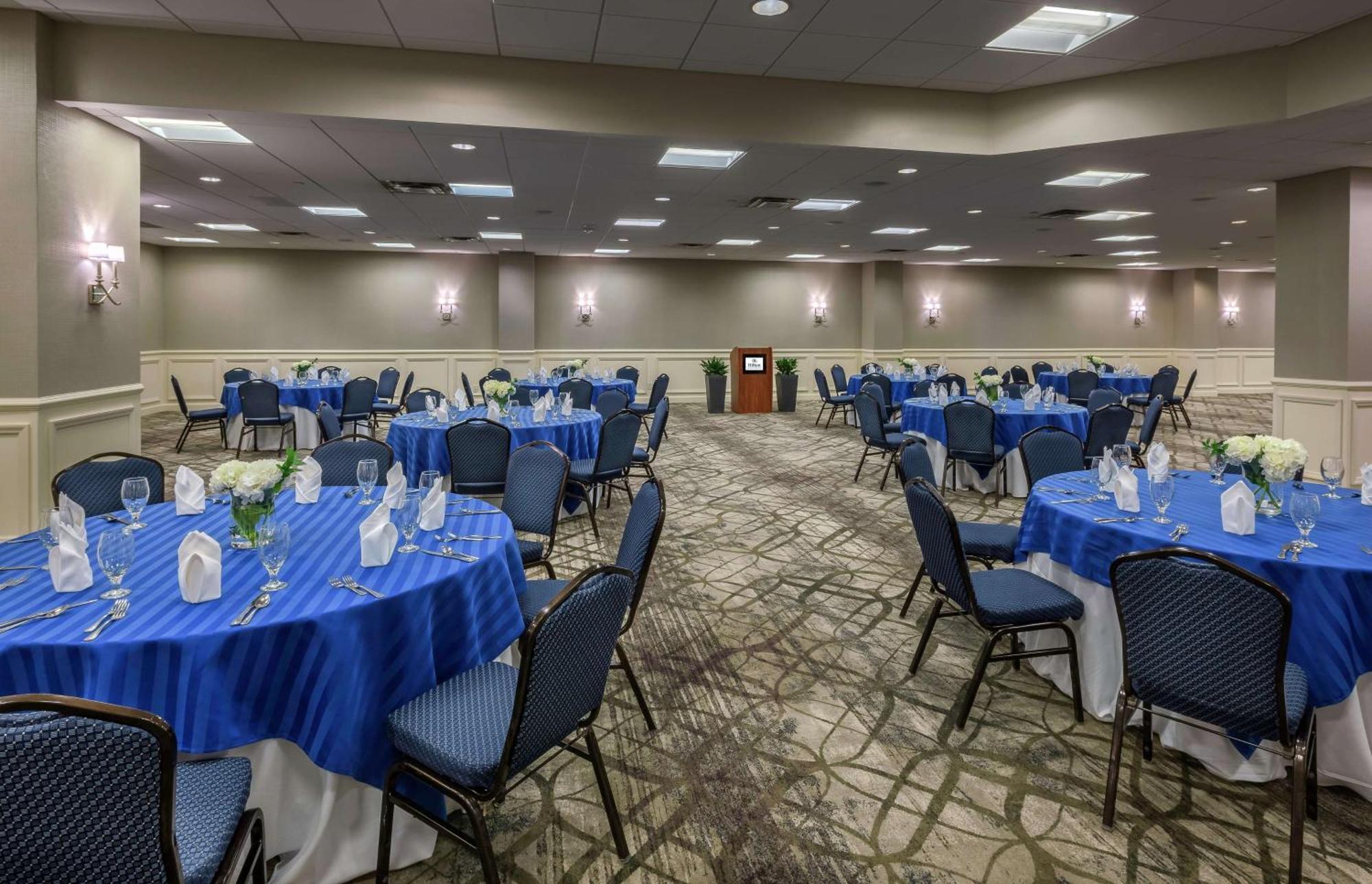 מלון Hilton Lexington Downtown מראה חיצוני תמונה