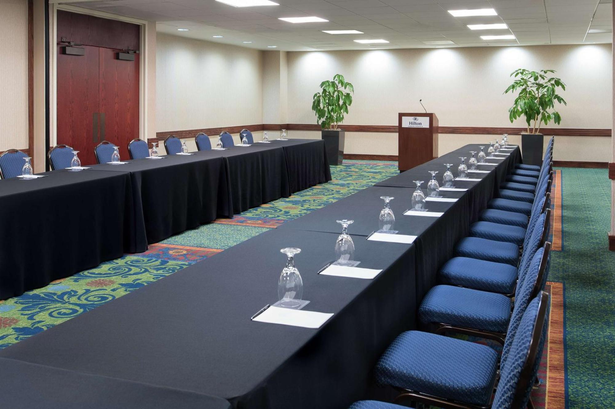 מלון Hilton Lexington Downtown מראה חיצוני תמונה