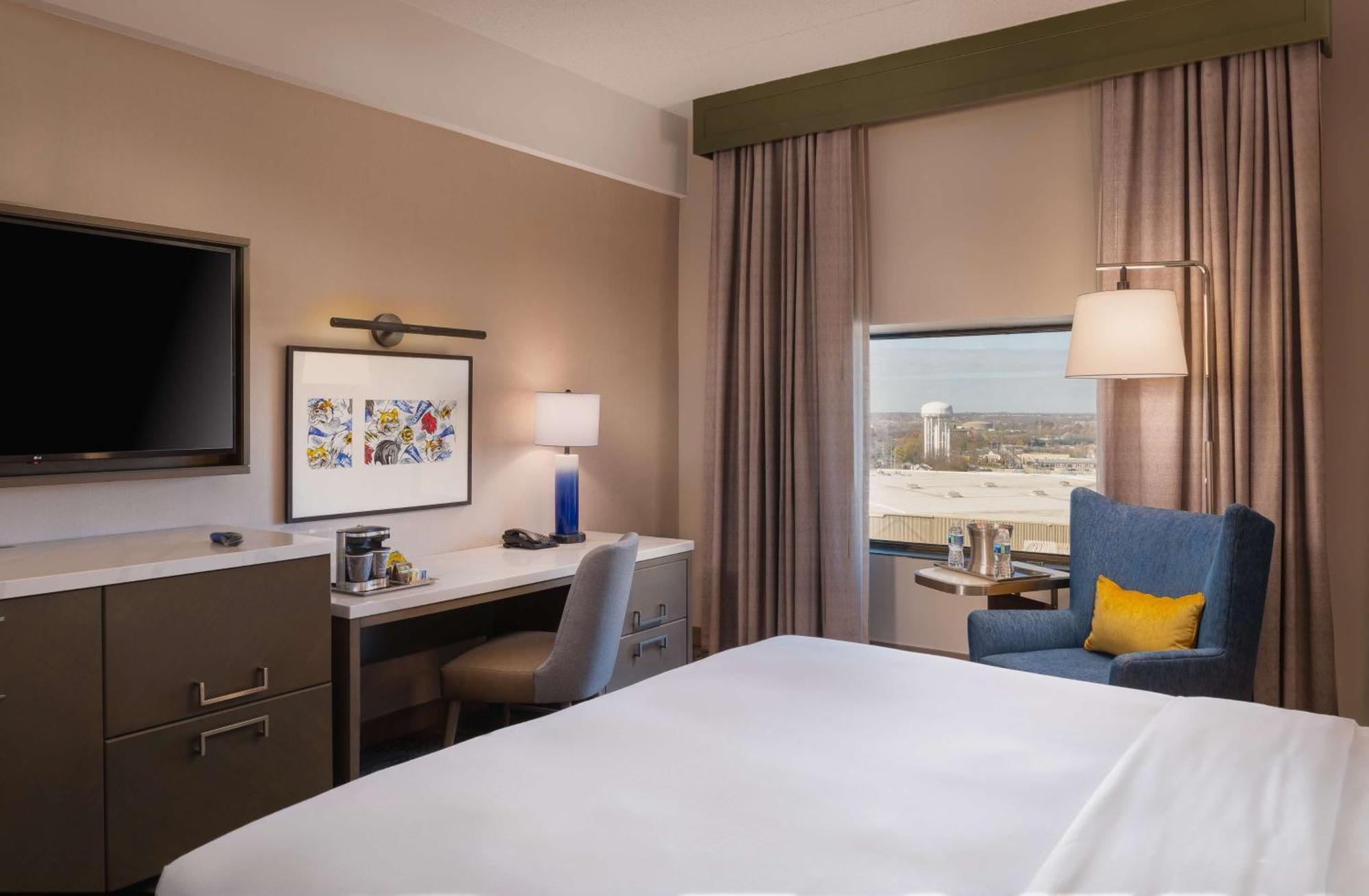 מלון Hilton Lexington Downtown מראה חיצוני תמונה