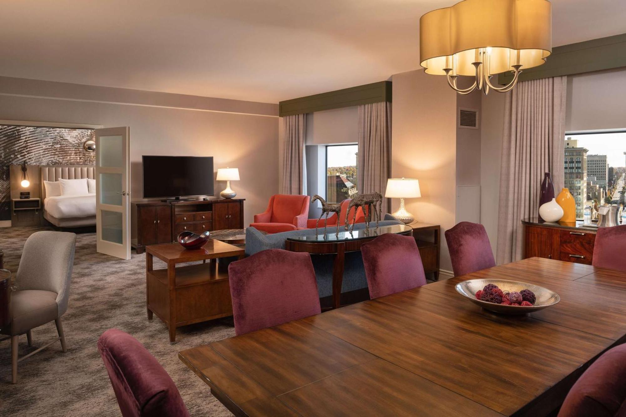 מלון Hilton Lexington Downtown מראה חיצוני תמונה