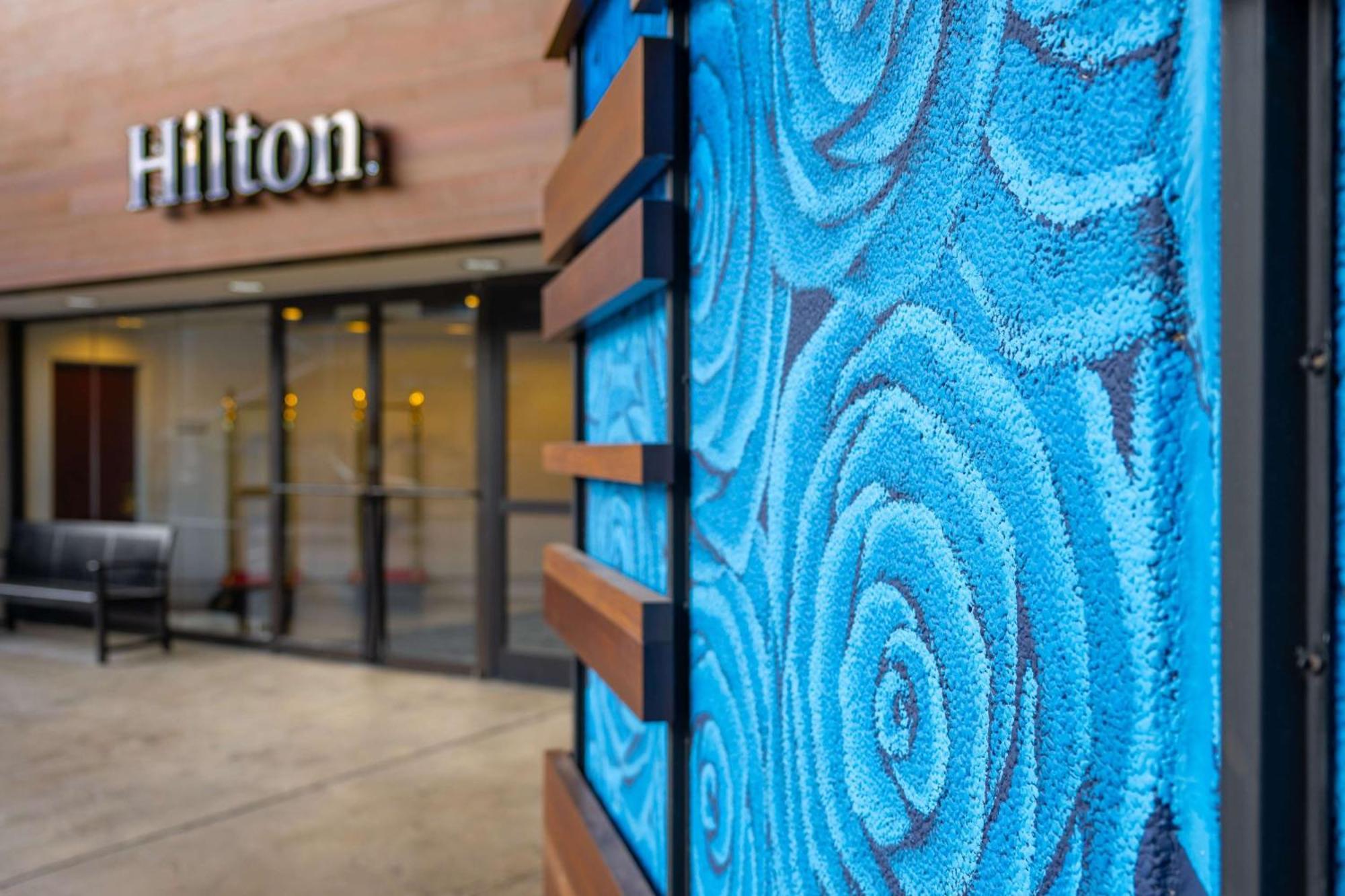 מלון Hilton Lexington Downtown מראה חיצוני תמונה