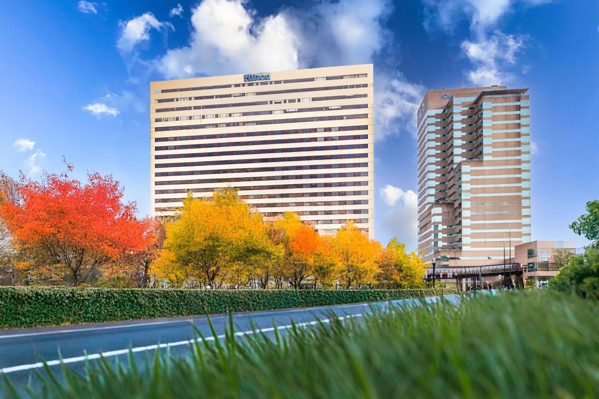 מלון Hilton Lexington Downtown מראה חיצוני תמונה