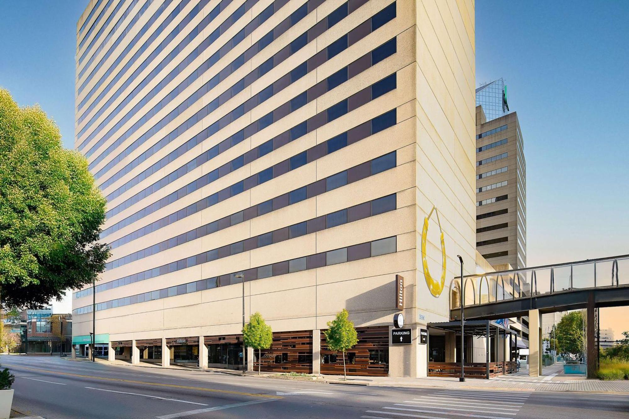 מלון Hilton Lexington Downtown מראה חיצוני תמונה